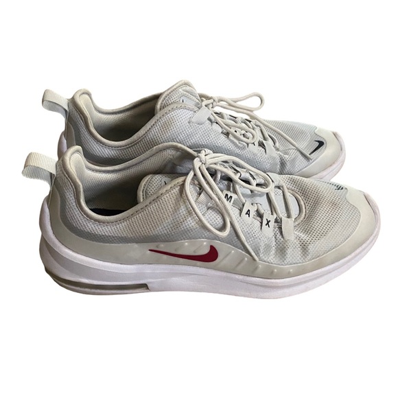 Nike Women's White Air Max Axis Running Sneaker Size 10 - Picture 1 of 10